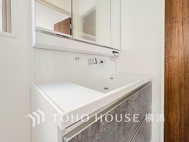 一日の始まりと終わりを心地よく演出してくれる、多彩な機能が備えられたパウダールーム。