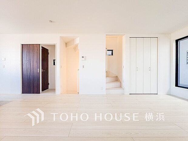 LDK階段の採用で、いつでも家族の一体感を感じられる。家族と過ごす時間を大切にする方にぴったり。