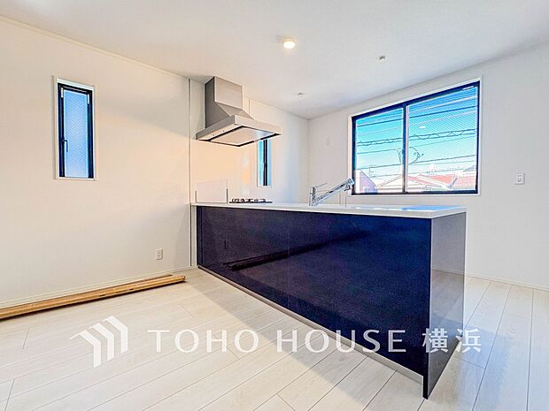 ご家族やお客様との時間など、多くの時を刻む空間。