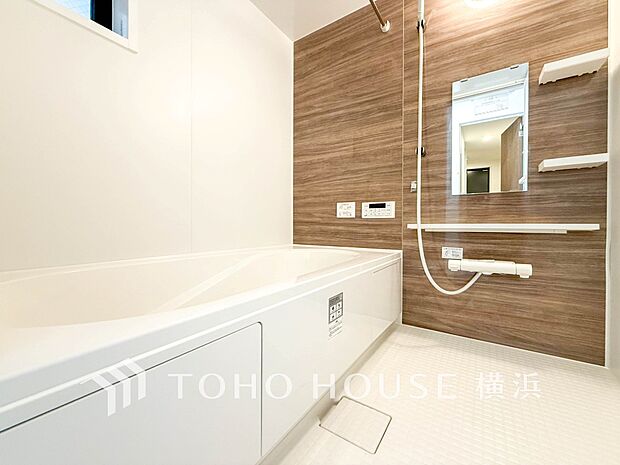 すっきりとした清潔感が感じられ、心身をリフレッシュできる寛ぎを深めてくれるスペースです。