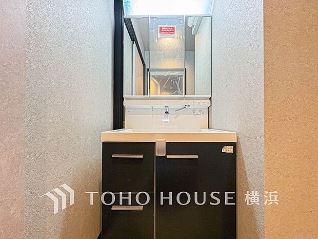ご家族の1日が始まり、1日の終わりを締めくくる洗面空間。
