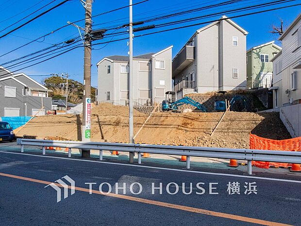 新しい暮らしが始まる造成地。家族の夢を育む未来がここに。（2026年1月撮影）