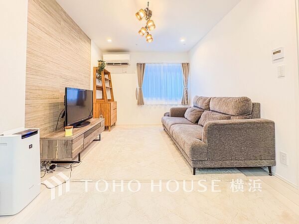 家族と過ごす時間を大切にしたい方にぴったりの明るくゆとりある住空間です。