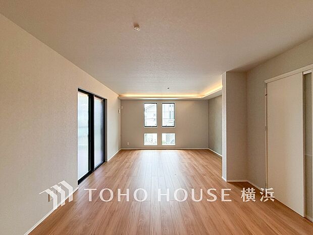 集いの場、憩いの場としての快適性を求めたやすらぎの空間です。