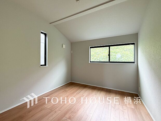 穏やかな寛ぎを届ける上質仕様のお部屋。自分時間を充実させながら心豊かにできるプライベート空間。
