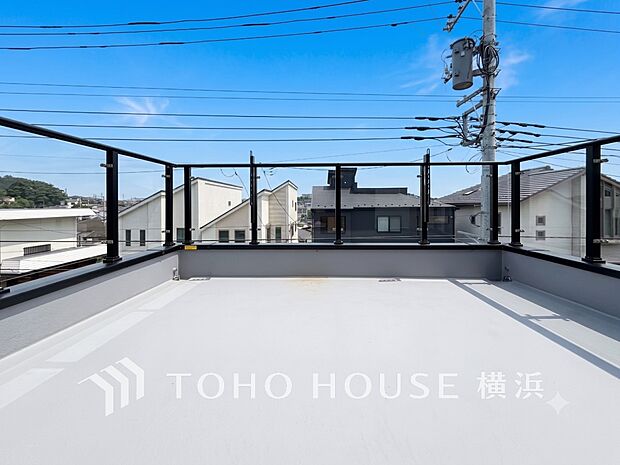 お部屋にも爽やかな風と暖かく柔らかな日差しが差し込み、毎日の暮らしを豊かに彩ります。