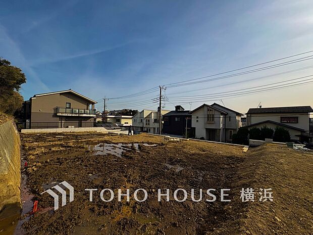 暖かな陽光と爽やかな風がハーモニーを奏でる上質な空間を愉しむ暮らし。(2026年1月撮影)