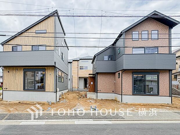 爽やかな青空の下に贅沢なほどに降り注ぐ陽光、豊かな居住性と、クオリティが見事に調和した住空間。