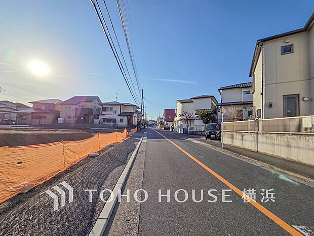生活利便に優れた住環境に立地し、ゆとりある生活が送れます。(2026年1月撮影)