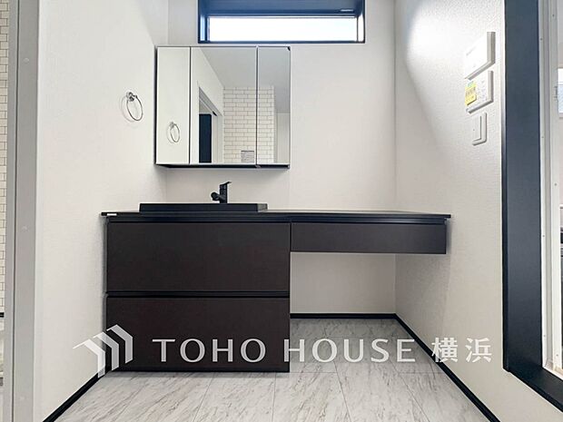 一日の始まりと終わりを心地よく演出してくれる、多彩な機能が備えられたパウダールーム。