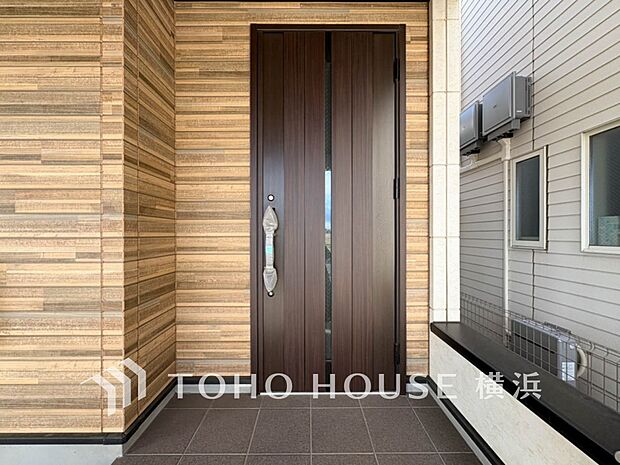 お住まいの顔となる玄関。