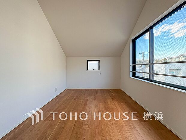 子供部屋にも嬉しい全居室収納スペース。お部屋が広々使用できます。