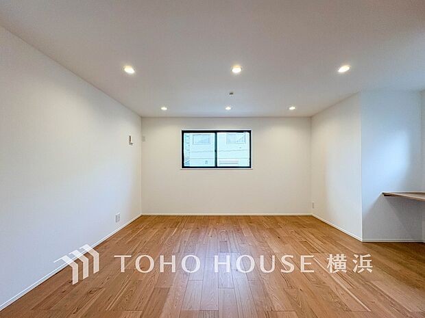 集いの場、憩いの場としての快適性を求めたやすらぎの空間です。