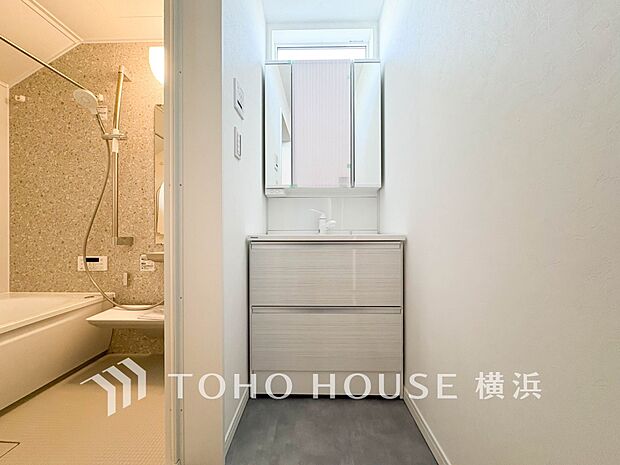 ご家族の1日が始まり、1日の終わりを締めくくる洗面空間。