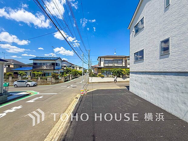 時間のゆとりと空間、爽やかな陽光がもたらす光と風を贅沢なまでに感じる暮らしが始まります。