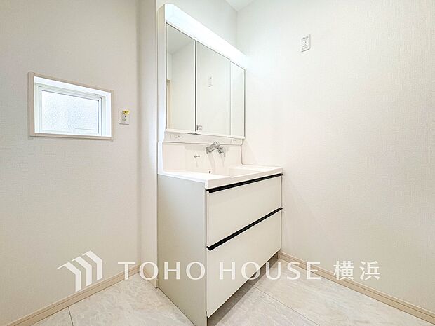 ご家族の1日が始まり、1日の終わりを締めくくる洗面空間。