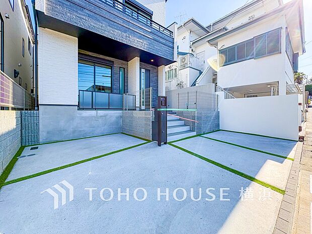 敷地内に駐車スペースがあると、日々の暮らしのをスムーズに運ぶ事が出来ます。