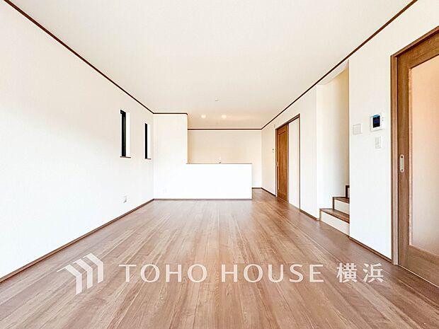 集いの場、憩いの場としての快適性を求めたやすらぎの空間です。