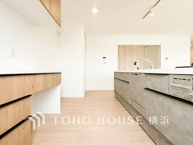 快適な日常を支える機能性と強さがひとつになったキッチンです。