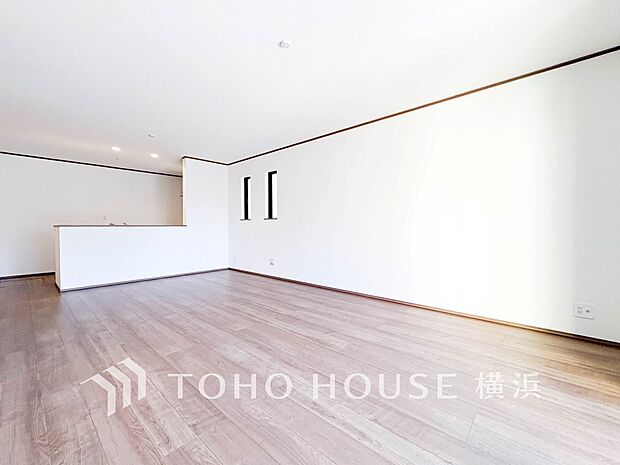 集いの場、憩いの場としての快適性を求めたやすらぎの空間です。