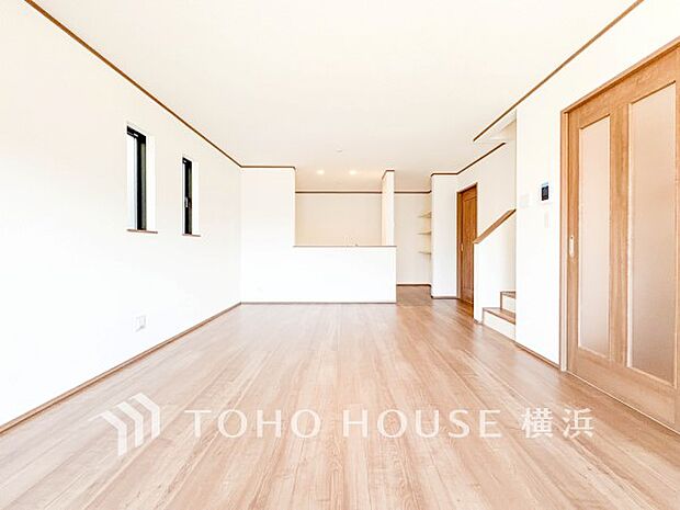 集いの場、憩いの場としての快適性を求めたやすらぎの空間です。