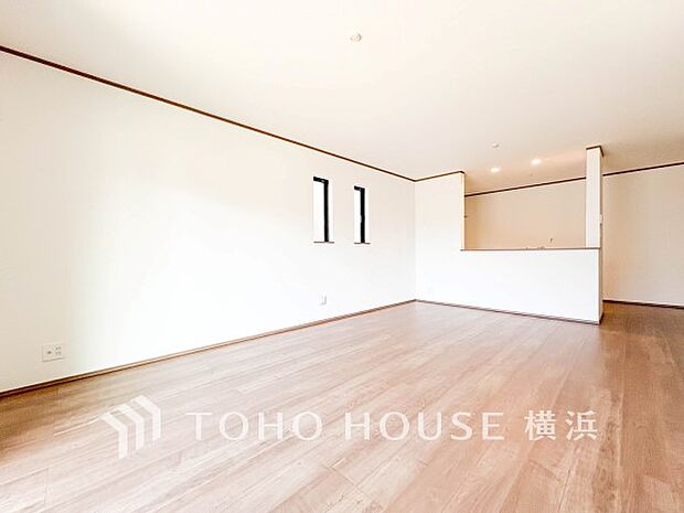 ここはみんなが集い、食事と楽しい会話が始まるスペース。