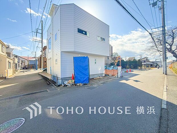 敷地内に駐車スペースがあると、日々の暮らしのをスムーズに運ぶ事が出来ます。