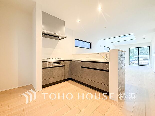 快適な日常を支える機能性と強さがひとつになったキッチンです。