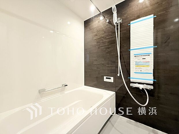 一日の疲れが癒される優雅な時間を堪能できるゆとりあるバスルームです。