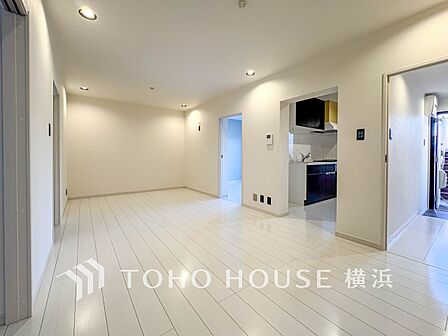 集いの場、憩いの場としての快適性を求めたやすらぎの空間です。