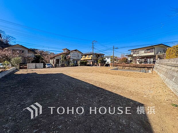 街並み全体のデザインへの拘りと充実した設備はきっとご満足いただける筈。(2026年2月撮影)