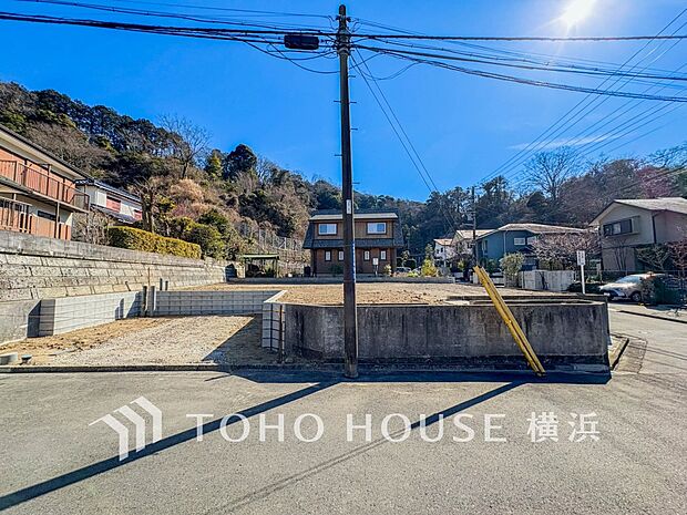 暖かな陽光と爽やかな風がハーモニーを奏でる上質な空間を愉しむ暮らし。(2026年2月撮影)