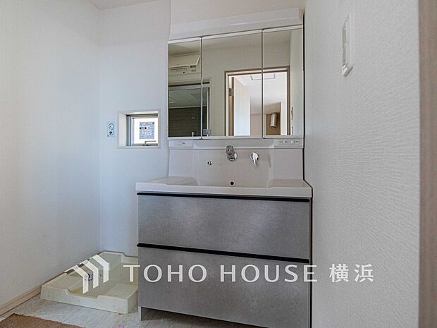 一日の始まりと終わりを心地よく演出してくれる、多彩な機能が備えられたパウダールーム。