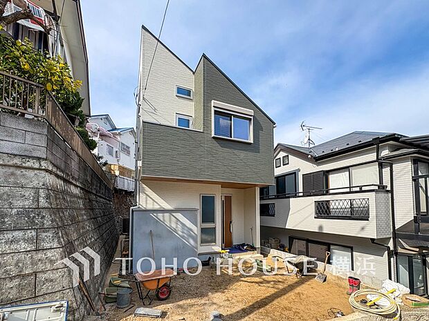 暖かな陽光と爽やかな風がハーモニーを奏でる上質な空間を愉しむ暮らし。