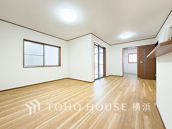 ここはみんなが集い、食事と楽しい会話が始まるスペース。