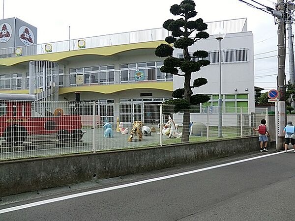 相模幼稚園　600m　ともに遊び、ともに学び、ともに育つ、集団の中で個人が輝きながら可能性を伸ばすことができる保育が目標。