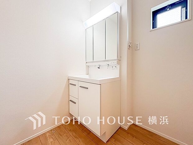 ご家族の1日が始まり、1日の終わりを締めくくる洗面空間。