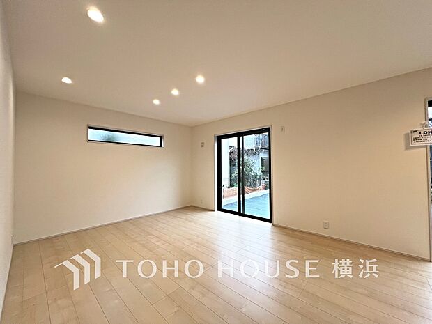 開放感あるリビングダイニング。ご家族とのんびりしたひと時を過ごせますね。