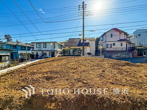 暖かな陽光と爽やかな風がハーモニーを奏でる上質な空間を愉しむ暮らし。(2026年2月撮影)