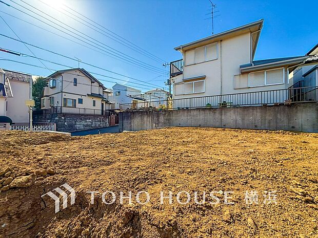 表現された空間は豊かな光と風を纏い、暮らしの時間を豊かにしてくれます。（2026年2月撮影）