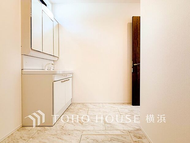 一日の始まりと終わりを心地よく演出してくれる、多彩な機能が備えられたパウダールーム。