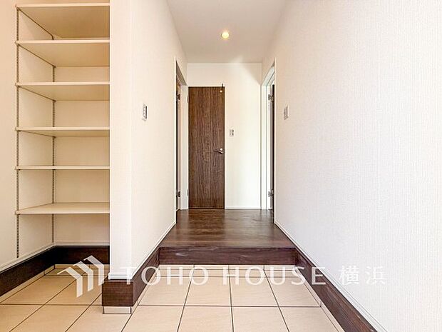 シューズインクローゼット完備でたくさんの靴をしっかり収納。