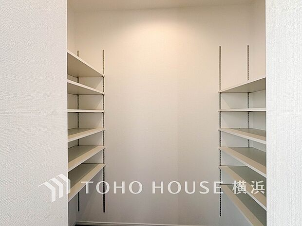 シューズボックス完備でたくさんの靴をしっかり収納。