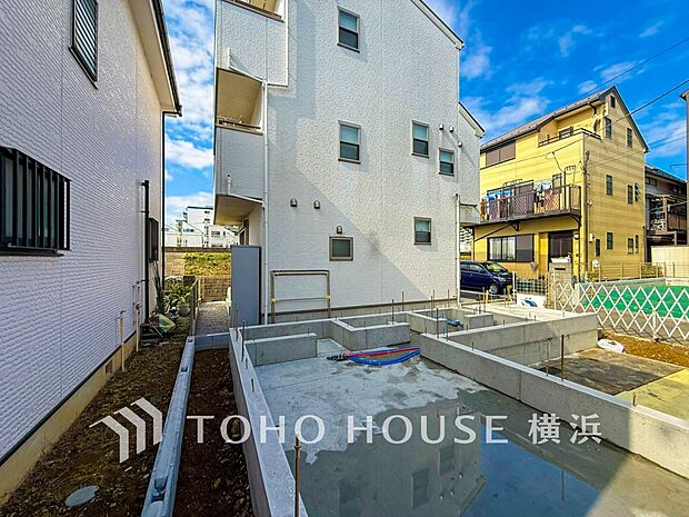 街並み全体のデザインへの拘りと充実した設備はきっとご満足いただける筈。(2026年2月撮影)