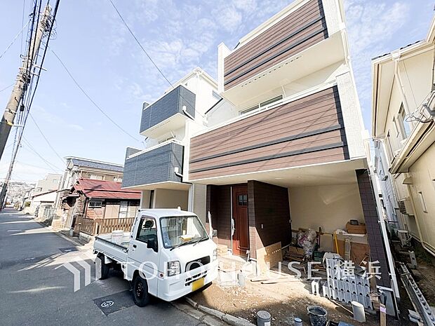 雨や紫外線から大切な愛車を守る、ビルトインガレージはセキュリティ面も安心です。