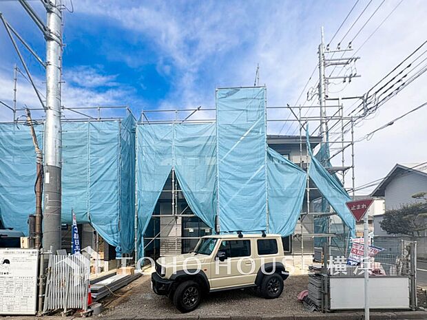 十分な広さのカースペースは、お車2台分の広さがあります。(2026年2月撮影)