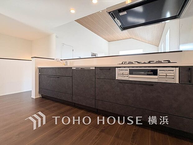 快適な日常を支える機能性と強さがひとつになったキッチンです。