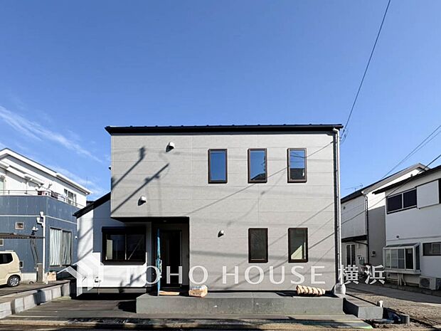 十分な広さのカースペースは、お車2台分の広さがあります。