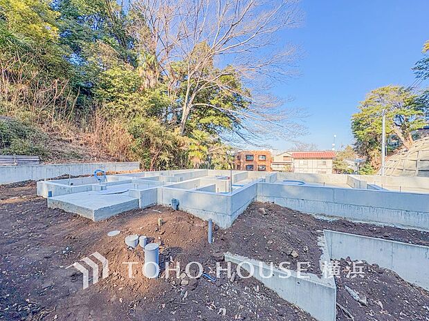 街並み全体のデザインへの拘りと充実した設備はきっとご満足いただける筈。(2026年2月撮影)