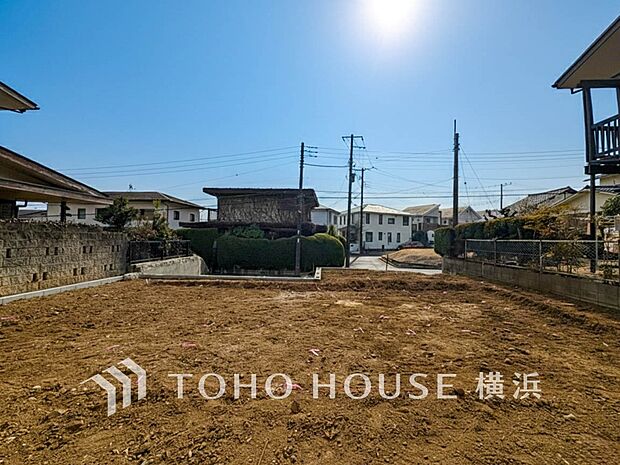 四季折々の変化を楽しめる心地よい場所となりそうなロケーションです。(2026年2月撮影)